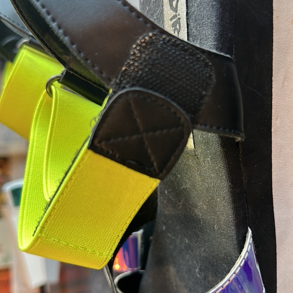 Flashy platforms - Picture 5 of 6